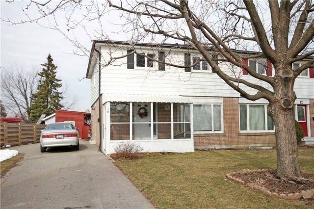 Brampton, ON L6T 3B3,10 Earnscliffe Gate