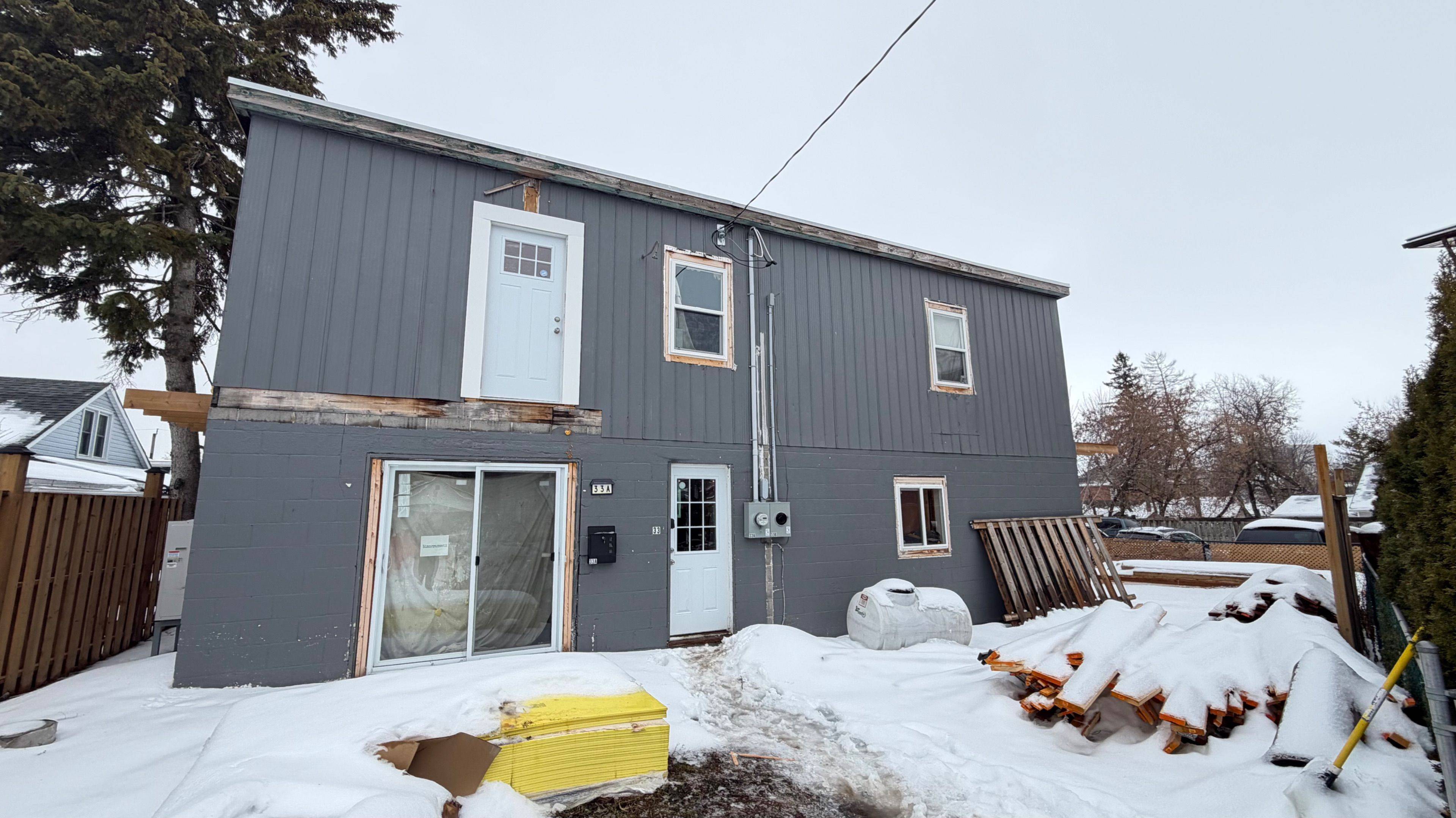 Belleville, ON K8P 3N5,33A Murney ST