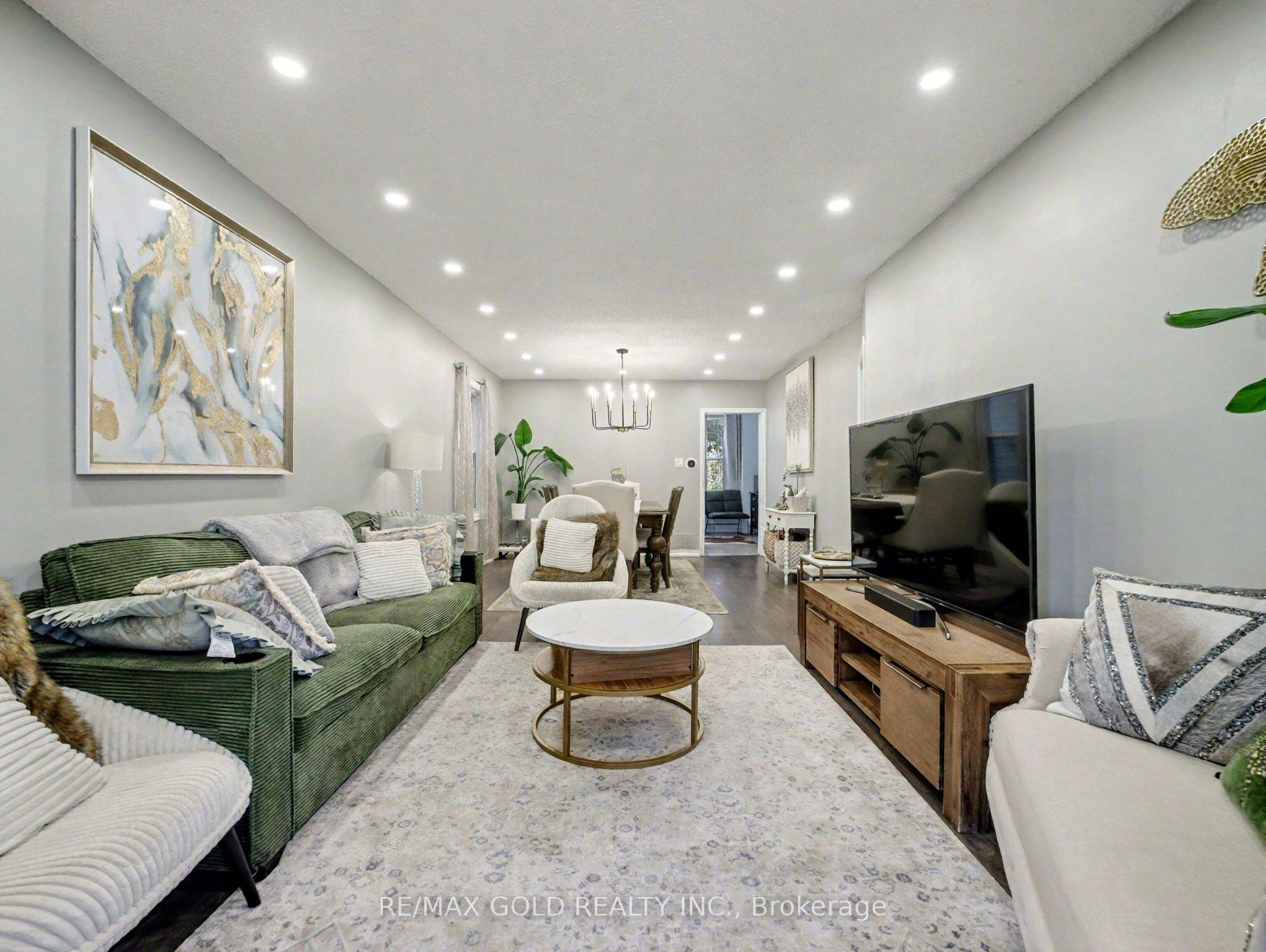 Hamilton, ON L8L 6K8,75 Chestnut AVE