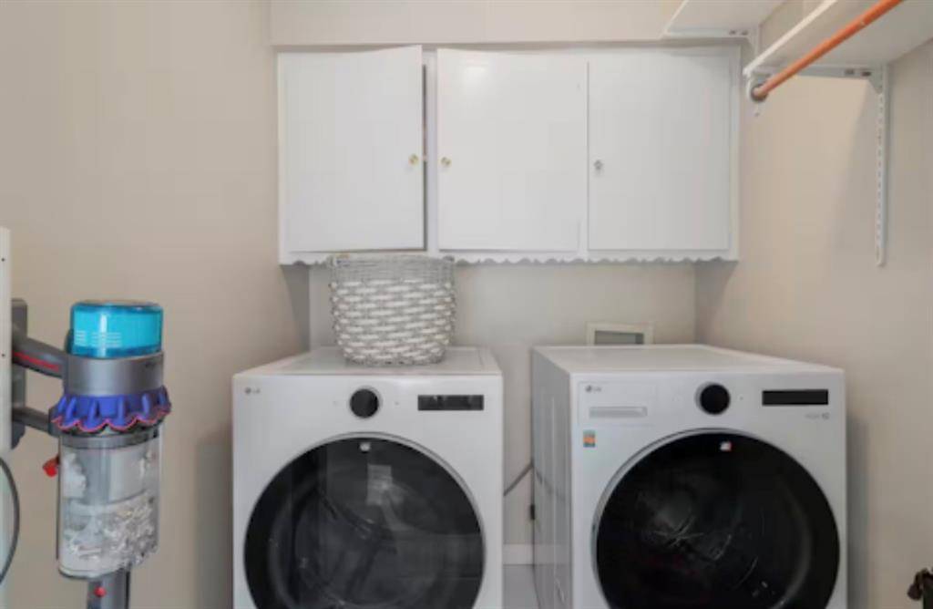 Dallas, TX 75225,9003 Villa Park Circle