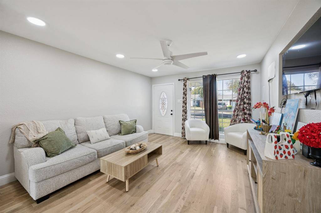 Dallas, TX 75241,4106 Mehalia Drive