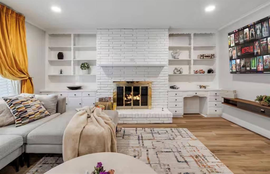 Dallas, TX 75225,9005 Villa Park Circle