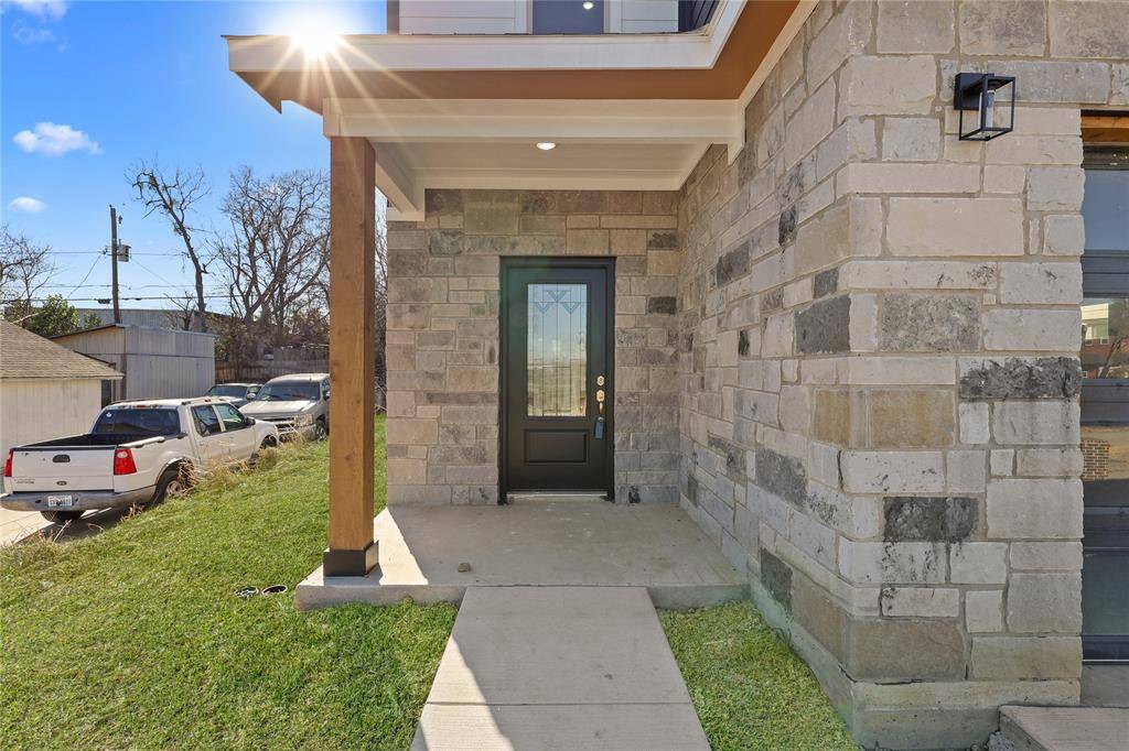 Fort Worth, TX 76104,1608 Avenue D Avenue