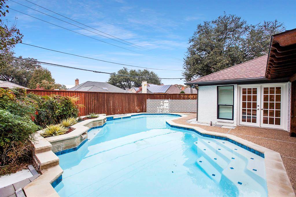 Dallas, TX 75248,16114 Shadybank Drive