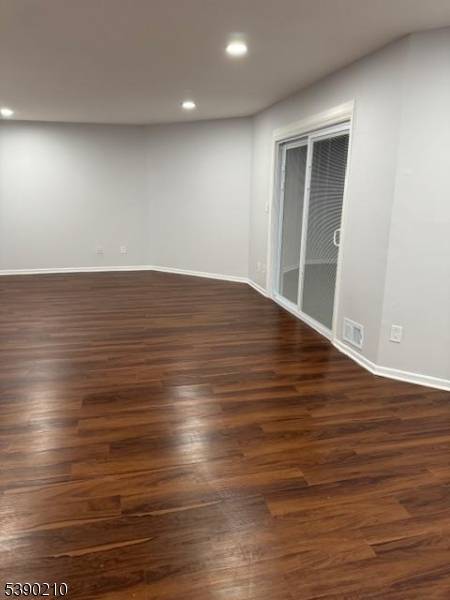 Sayreville Boro, NJ 08859,1 Upperbrook Ct