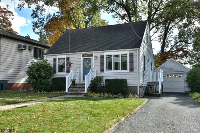 Waldwick Boro, NJ 07463,66 Waldwick Ave