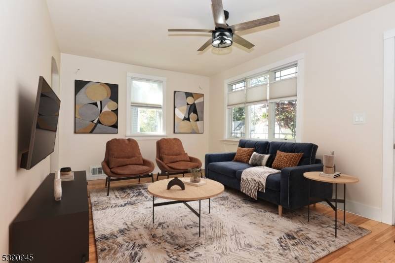 Waldwick Boro, NJ 07463,66 Waldwick Ave