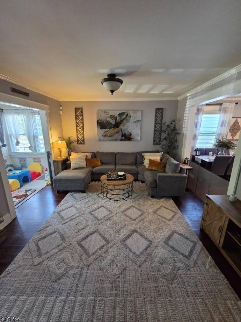 Irvington Twp., NJ 07111,68 Ball St