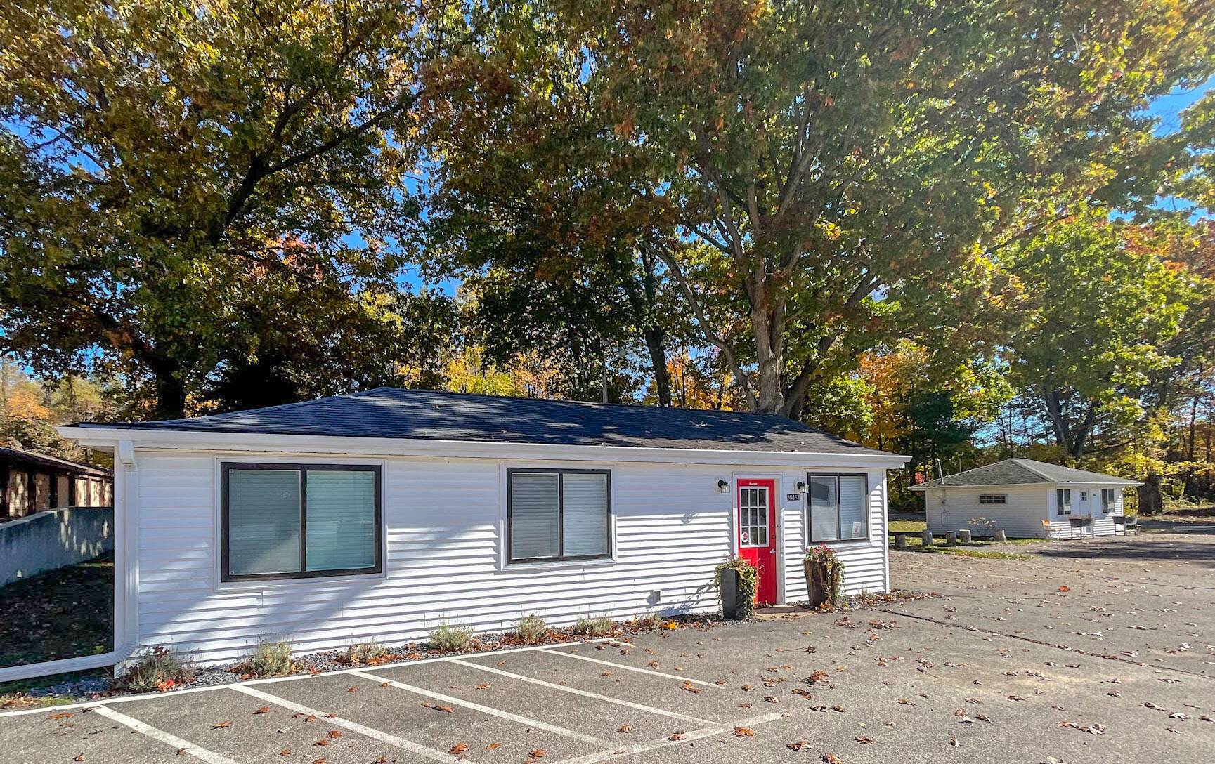 Dowagiac, MI 49047,50463 M152