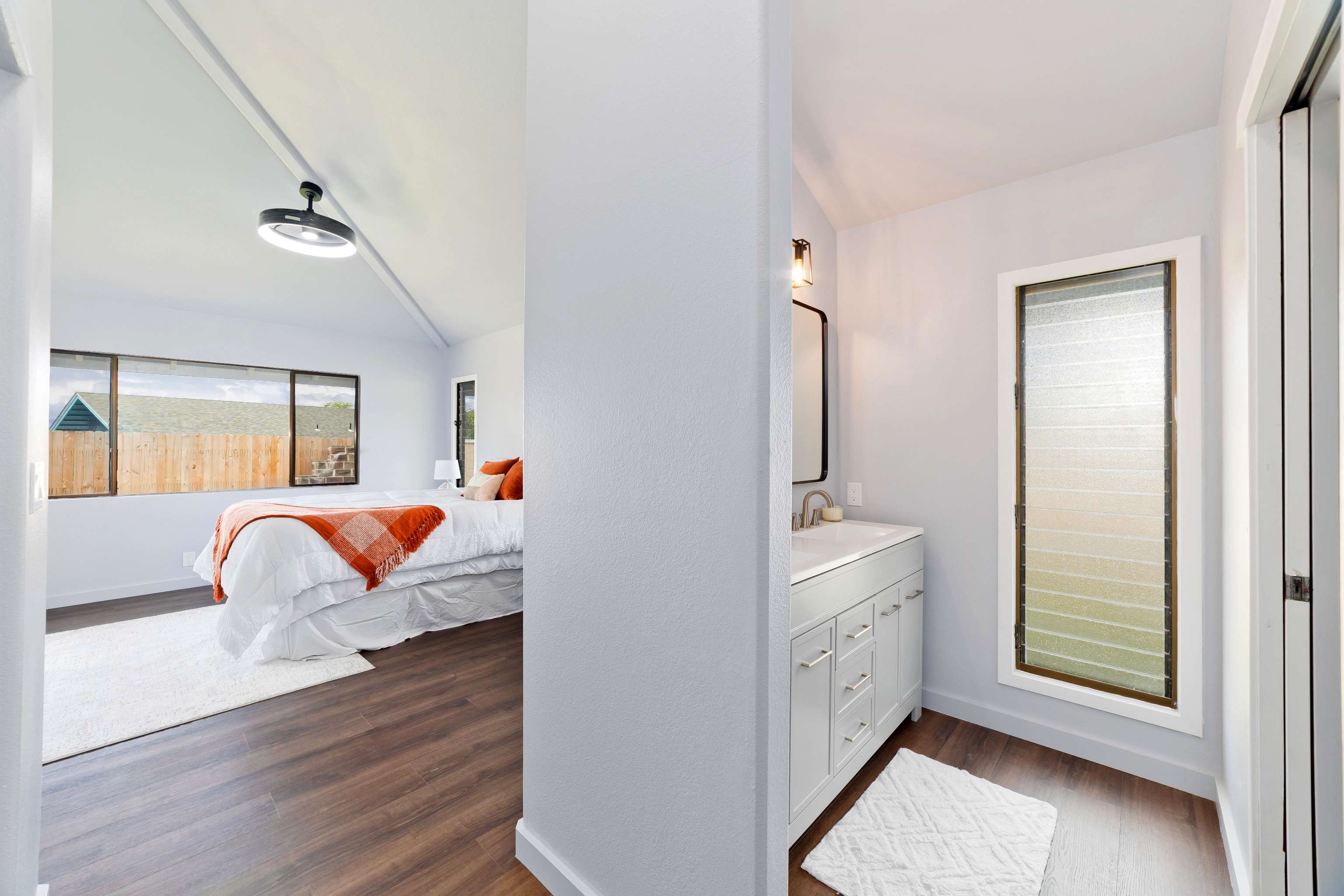 Kailua-kona, HI 96740,76-6202 PAPALA ST