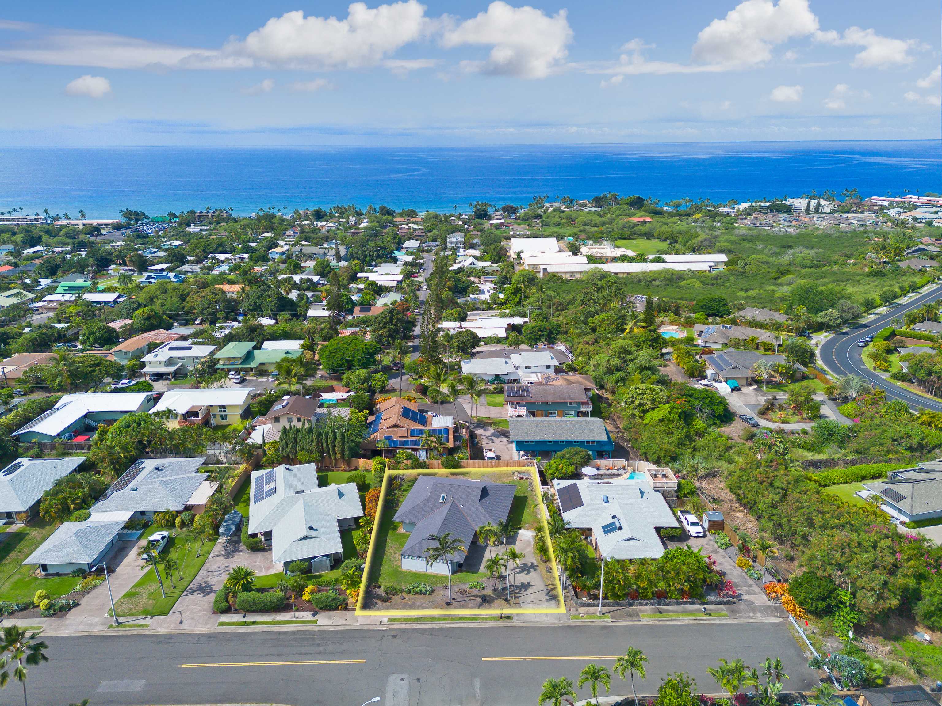 Kailua-kona, HI 96740,76-6202 PAPALA ST