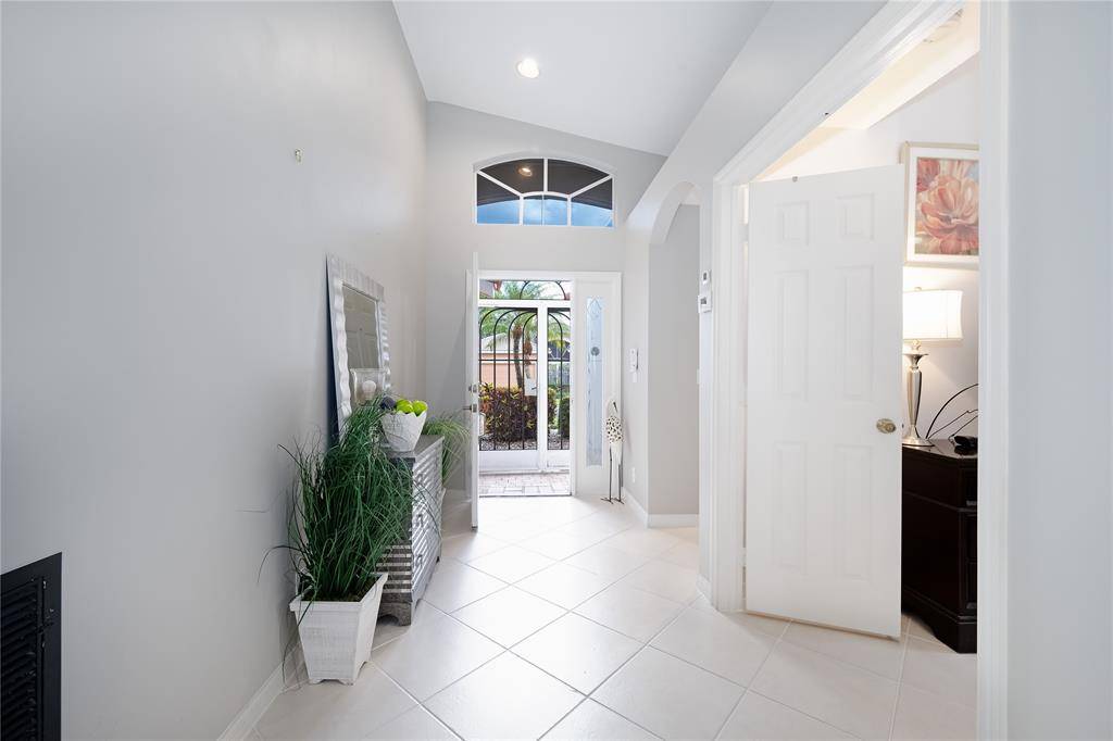 Delray Beach, FL 33446,13851 Via Vittoria