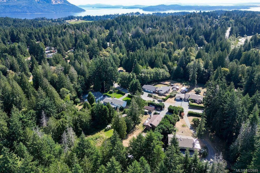 Cobble Hill, BC V8H 0G9,1015 Cowerd Rd