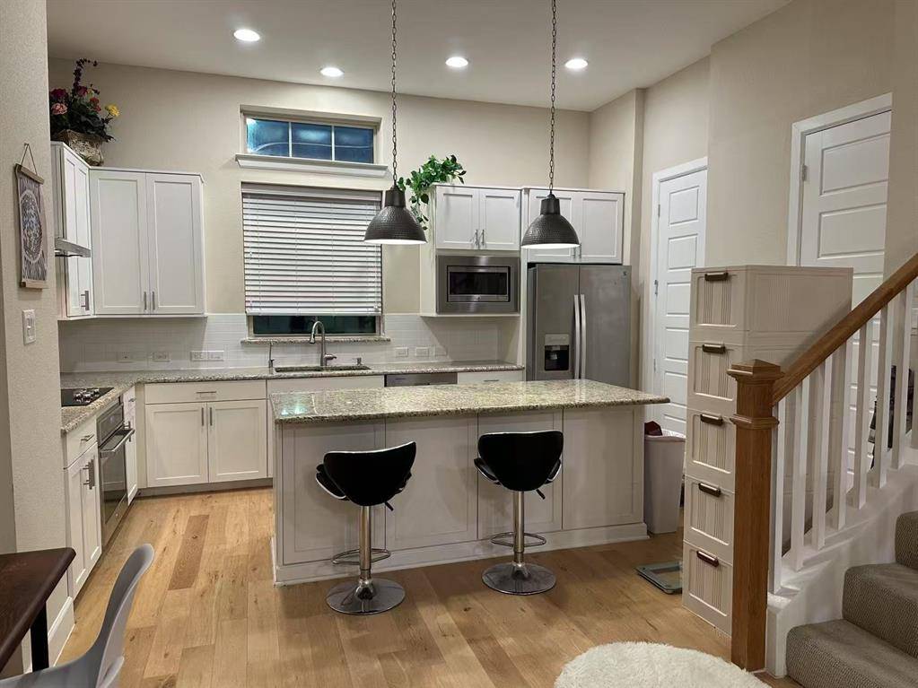 Dallas, TX 75235,5964 Morning Star Place