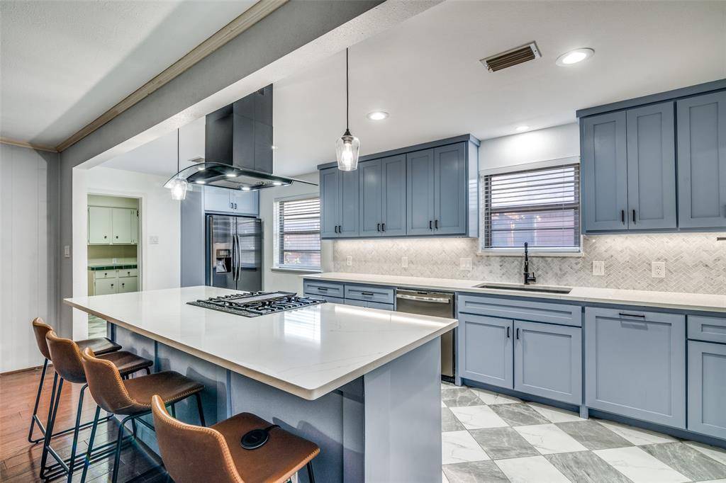 Dallas, TX 75228,2217 Babalos Lane