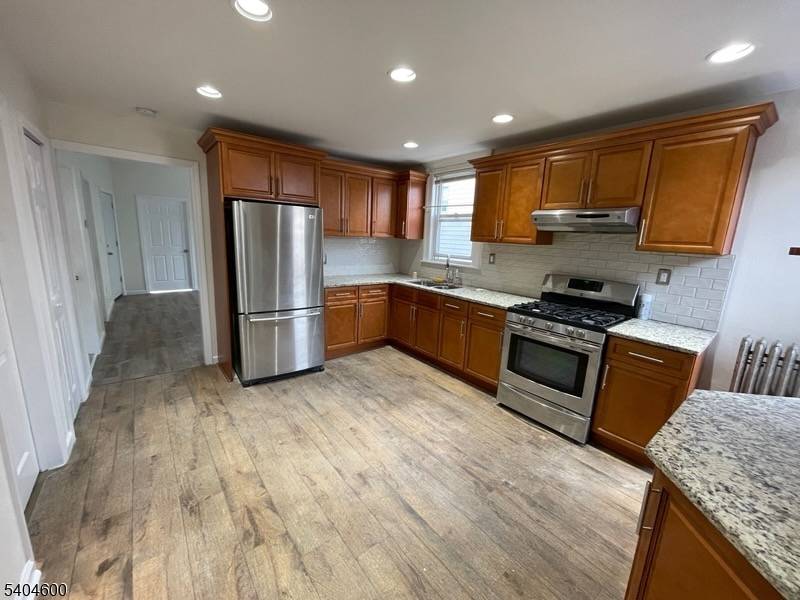 Paterson City, NJ 07513,411 21St Ave