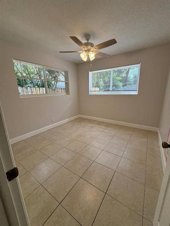 Fort Lauderdale, FL 33305,1713 N Dixie Hwy #3