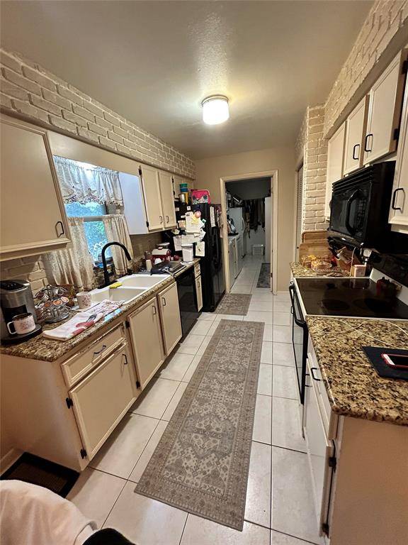 West Palm Beach, FL 33417,6069 Camp Lee Rd