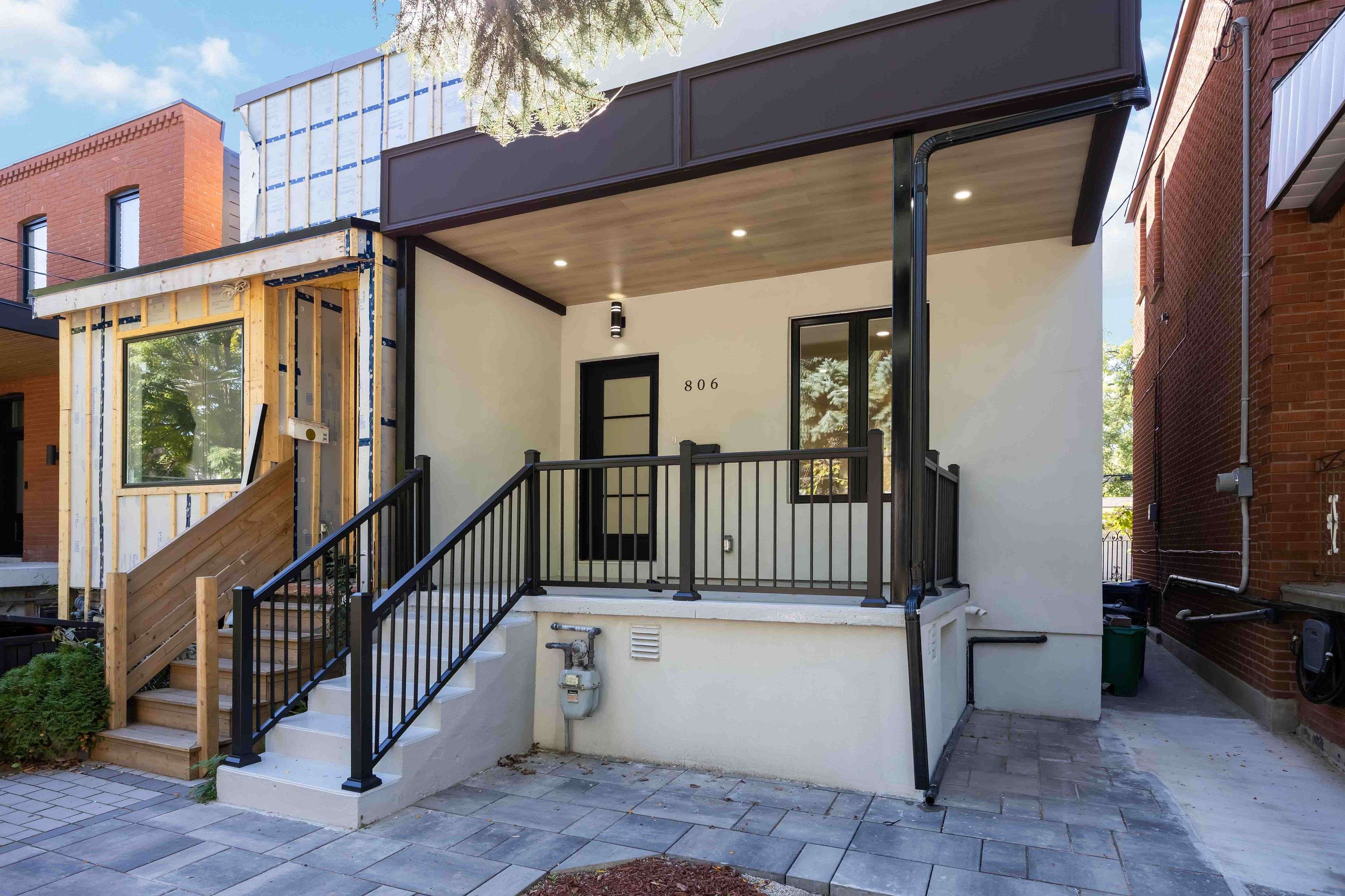 Toronto W02, ON M6H 3J6,806 Gladstone AVE