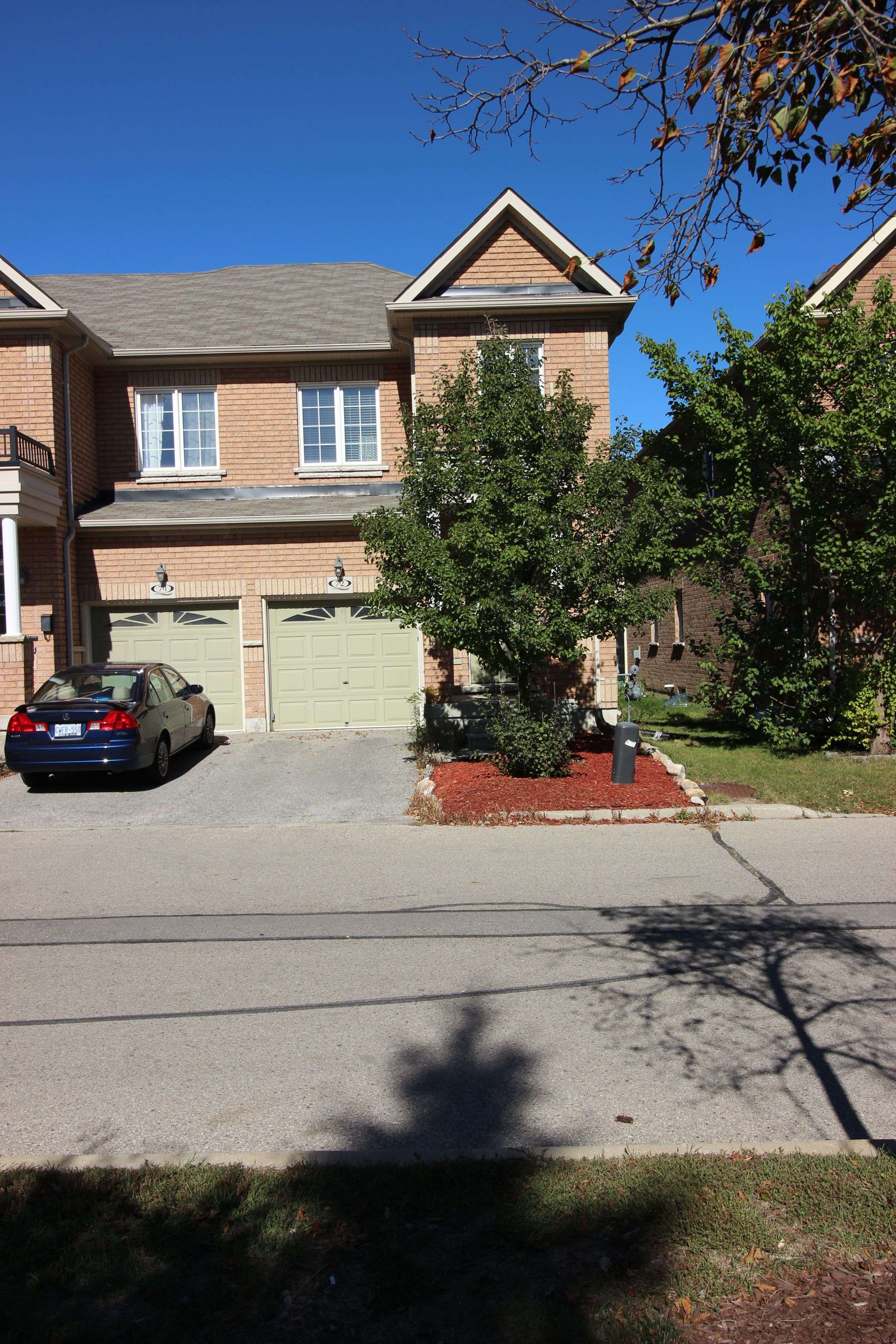 Kitchener, ON N2M 3S1,110 Highland RD E #72