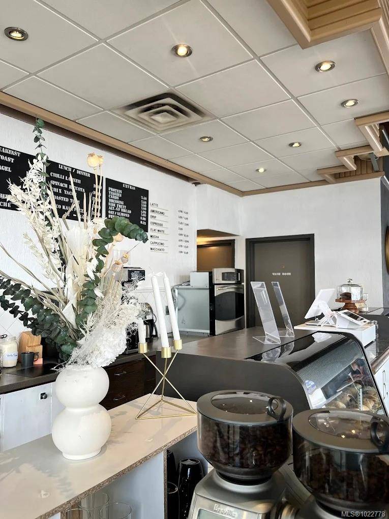 Victoria, BC V8V 3M4,911 Yates St #160