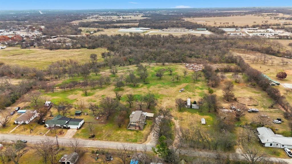 Cleburne, TX 76033,1401 Walnut Street