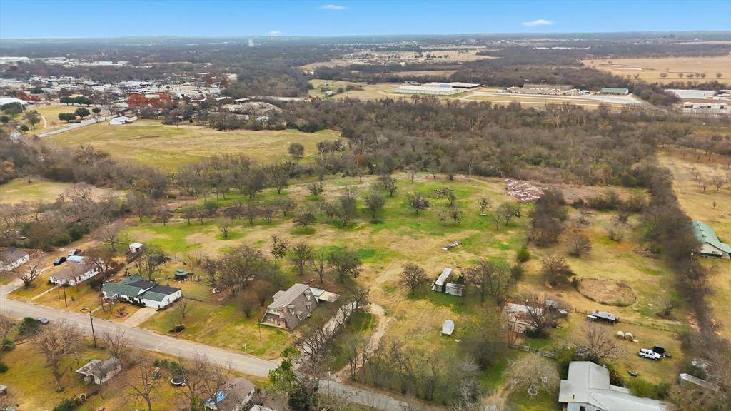 Cleburne, TX 76033,1401 Walnut Street