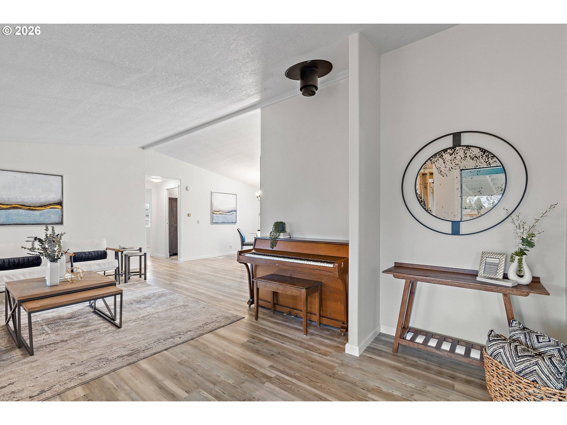 Salem, OR 97317,925 NEW HAVEN DR NE