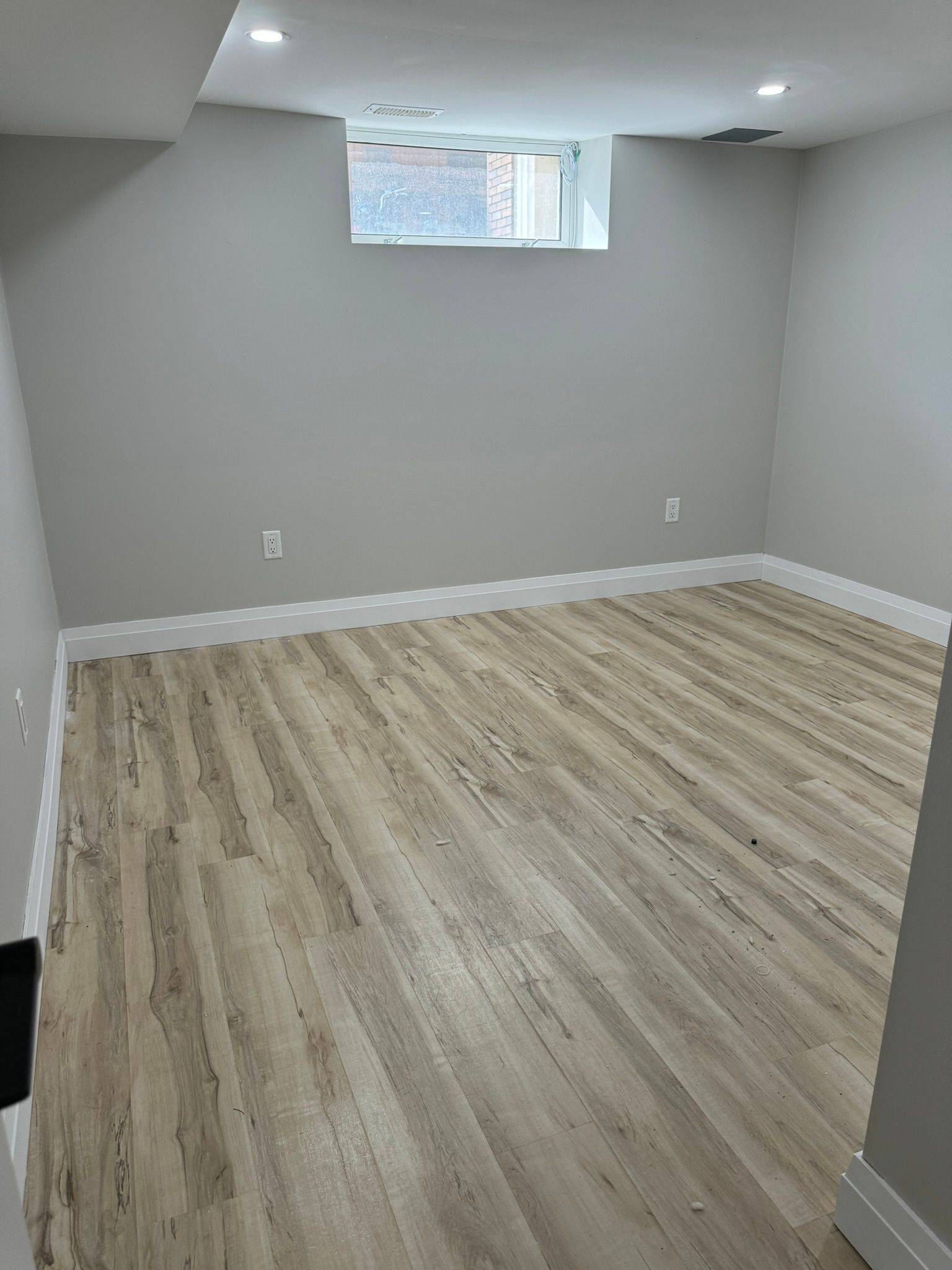 Brantford, ON N3S 3V2,266 Dalhousie ST #Lower