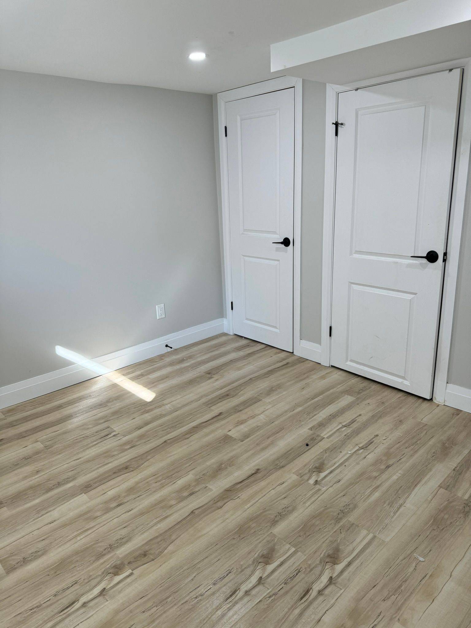 Brantford, ON N3S 3V2,266 Dalhousie ST #Lower