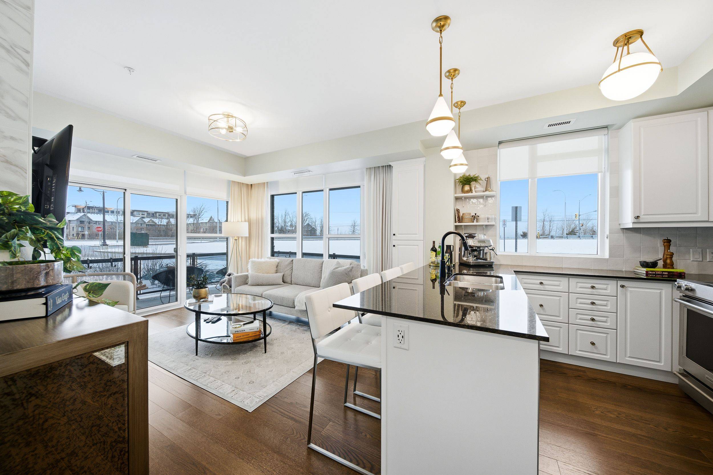 Grimsby, ON L3M 0J1,16 Concord PL #112