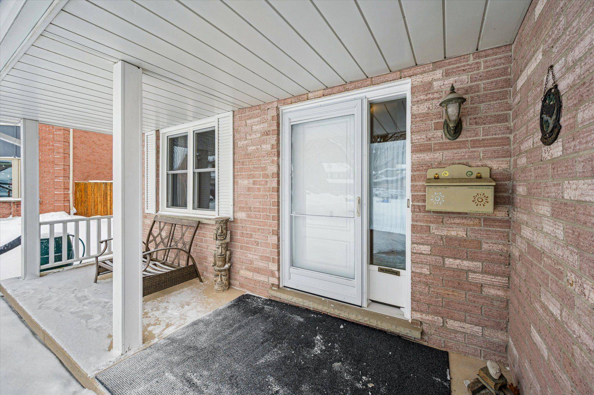 Cambridge, ON N3C 3R6,14 Bitzer CT