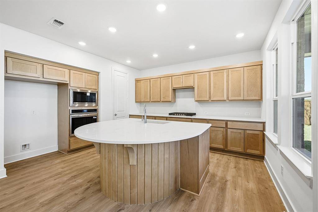 Sherman, TX 75092,3614 River Creek Trail