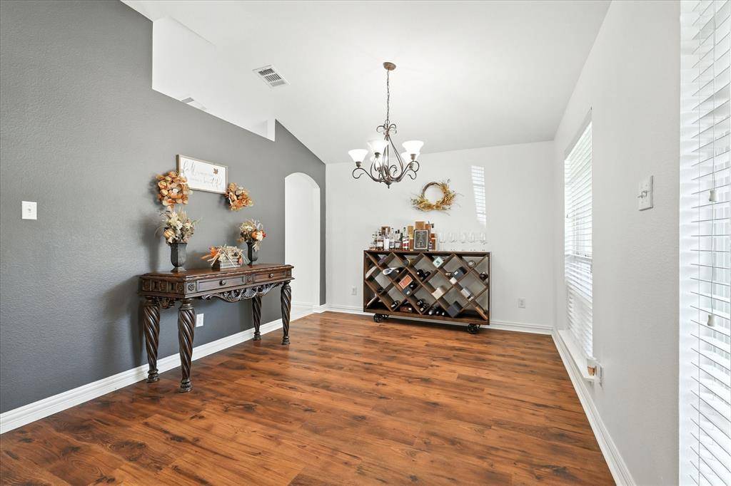 Denton, TX 76208,6013 Photinia Avenue