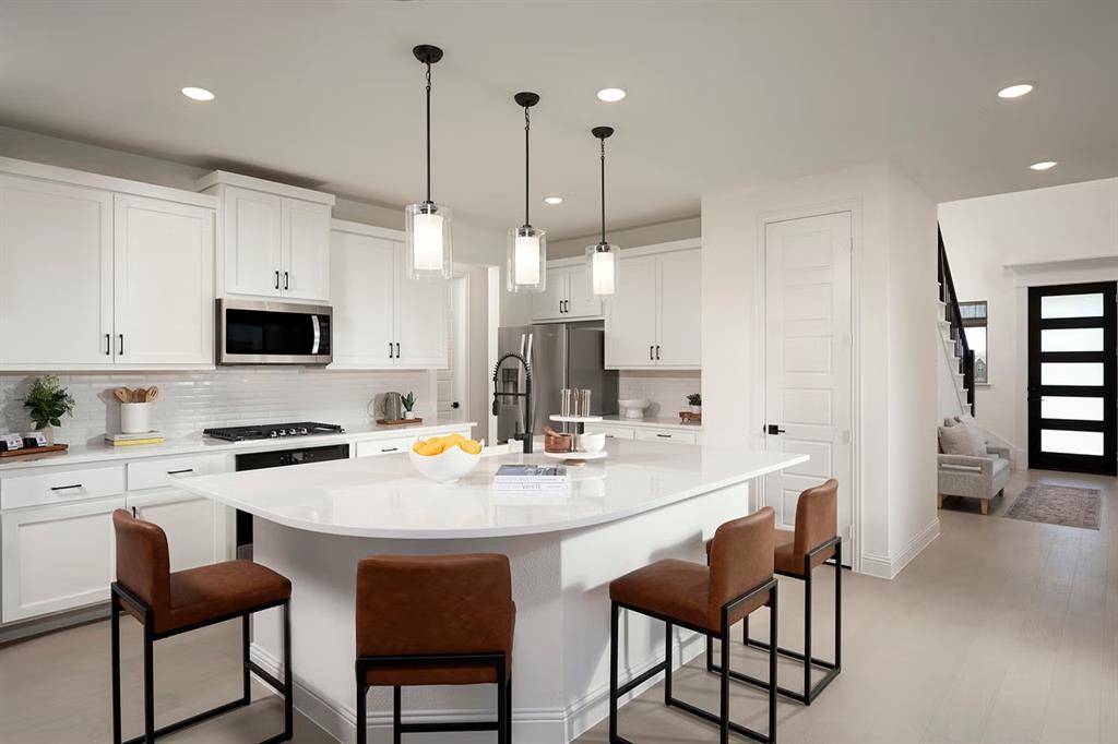 Forney, TX 75126,3922 Hometown Boulevard