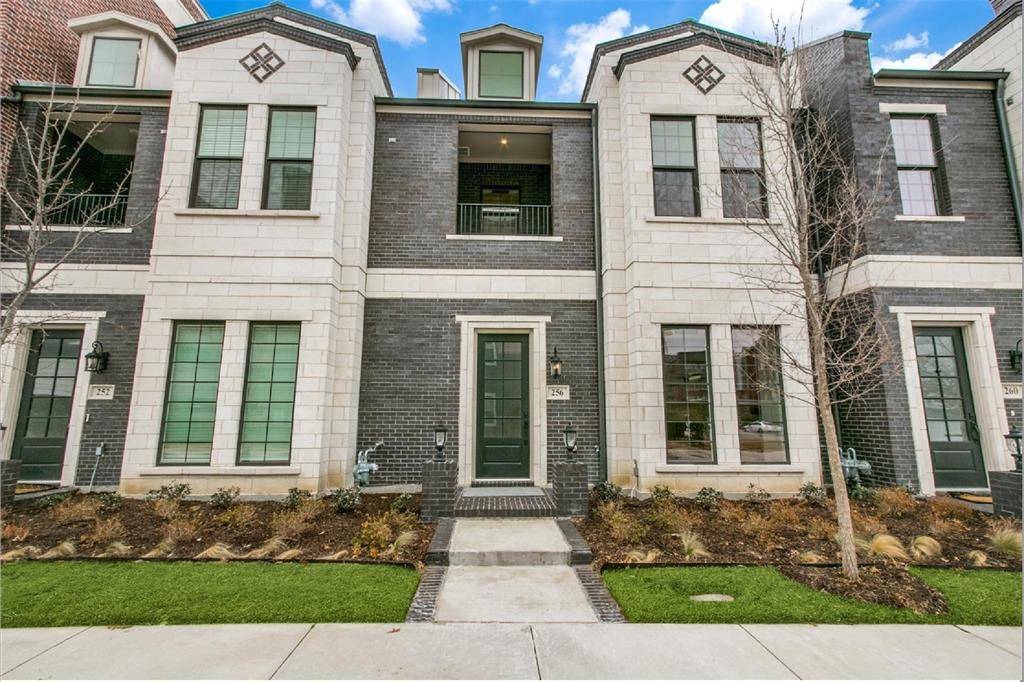 Roanoke, TX 76262,256 Crockett Street