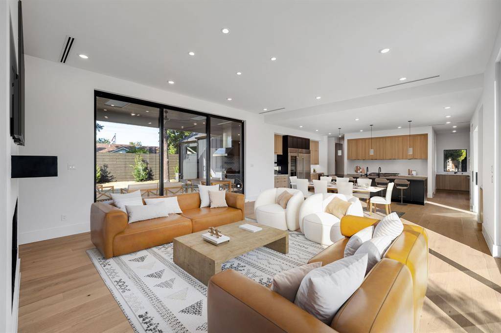 Farmers Branch, TX 75234,3373 Dorado Beach Drive