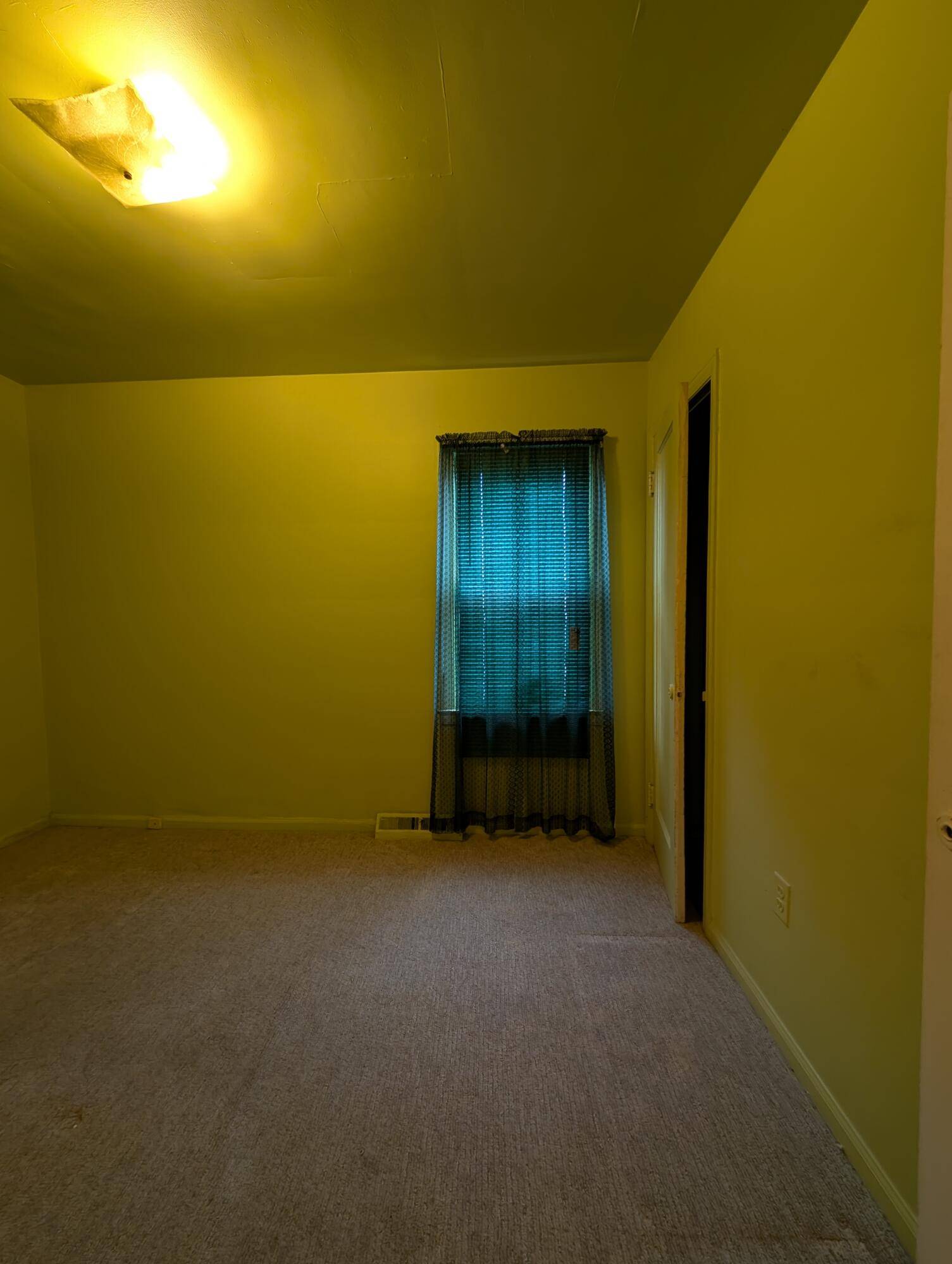 Pontiac, MI 48341,497 Montana AVE