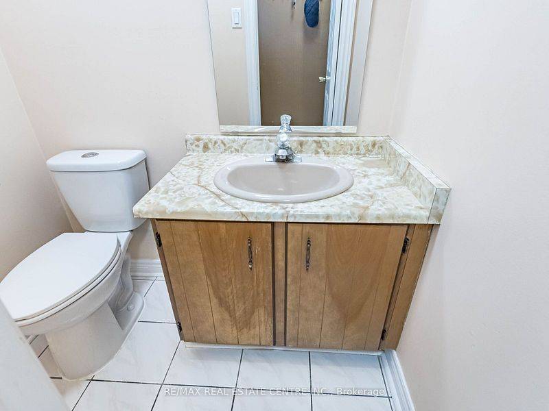 Mississauga, ON L4W 3T5,4228 Torino CRES W