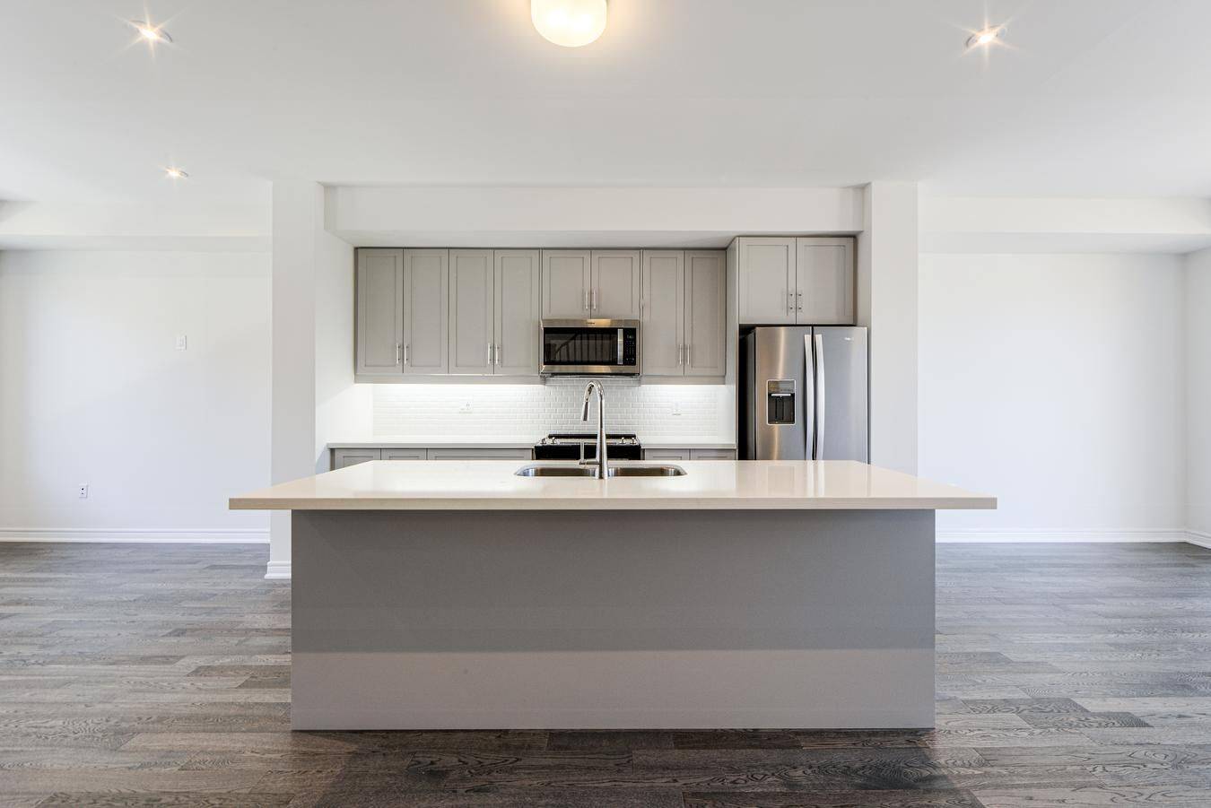 Brampton, ON L6Y 0B6,14 Folcroft ST