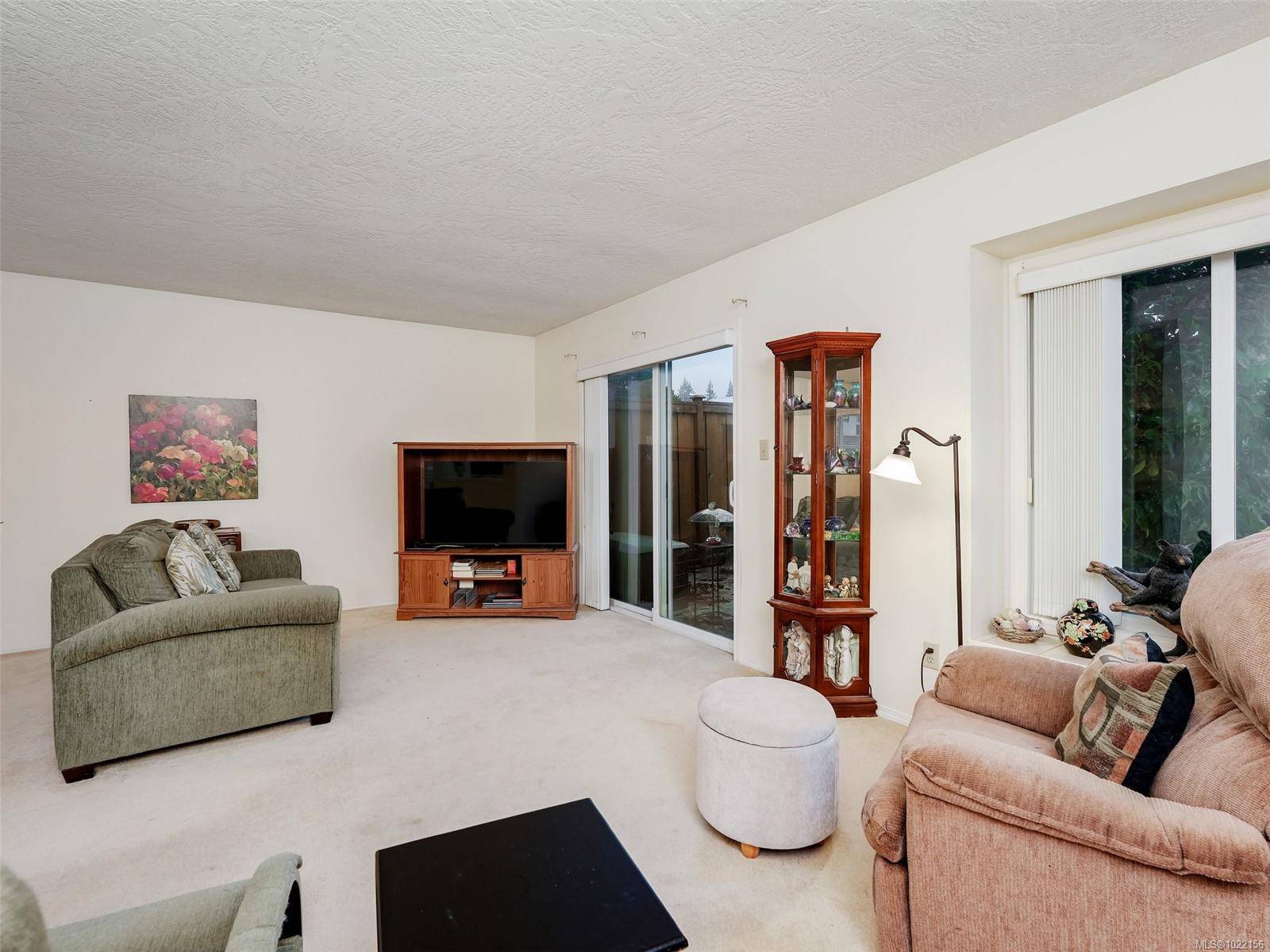 Colwood, BC V9B 2B2,515 Mount View Ave #23