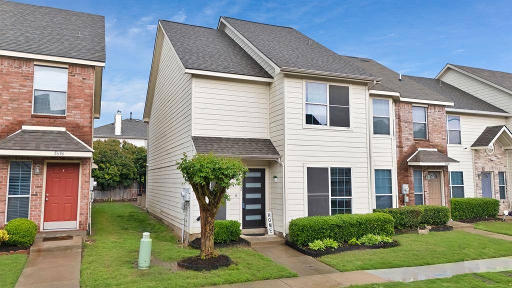 Fort Worth, TX 76179,5652 Giddyup Lane