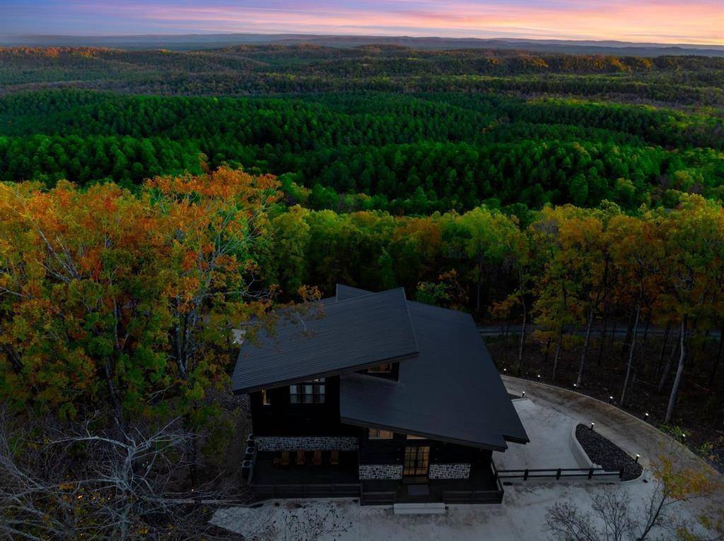 Broken Bow, OK 74728,462 Moonshiner Springs Trail