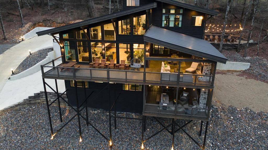 Broken Bow, OK 74728,462 Moonshiner Springs Trail