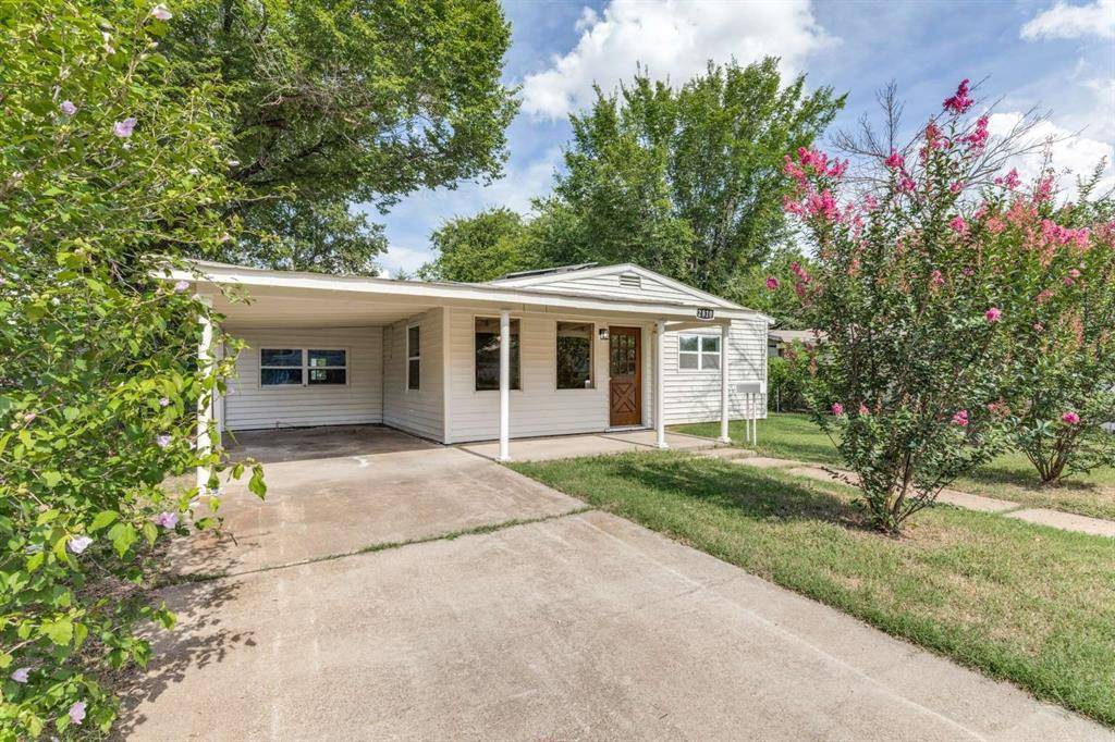 Richland Hills, TX 76118,2810 Dogwood Park Drive