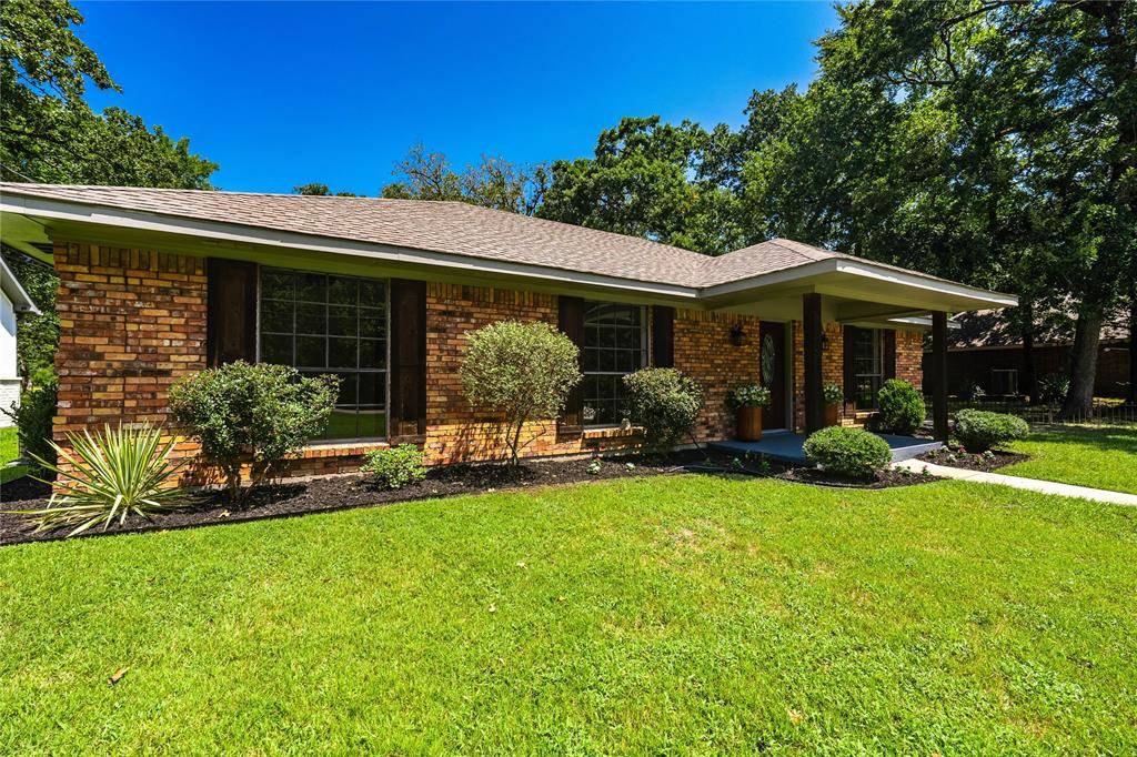 Enchanted Oaks, TX 75156,205 CEDARWOOD Drive