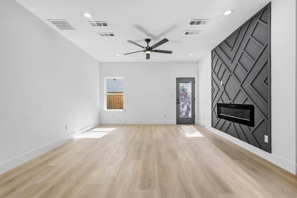 Dallas, TX 75215,2530 Lowery Street