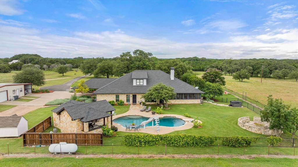 Glen Rose, TX 76043,2560 Shady Oaks Circle