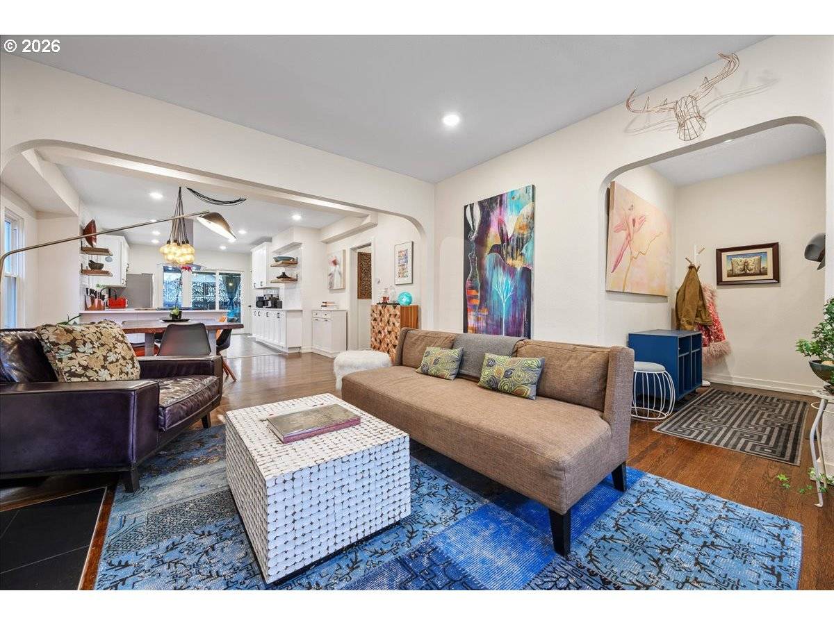 Portland, OR 97206,2606 SE 49TH AVE