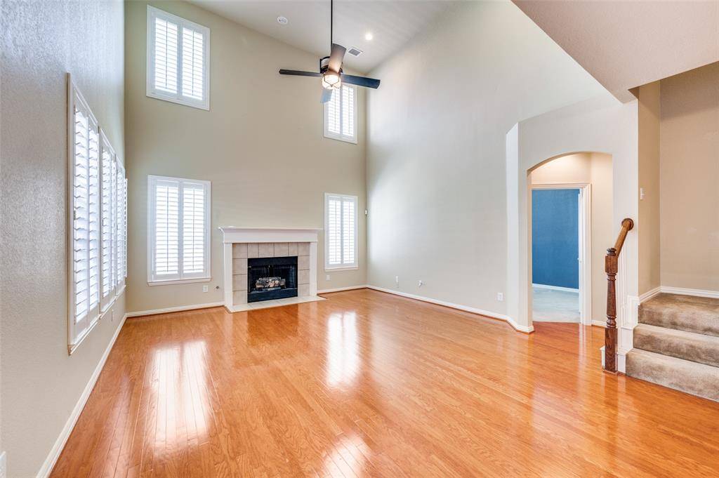 Bedford, TX 76021,3912 Sovereign Drive